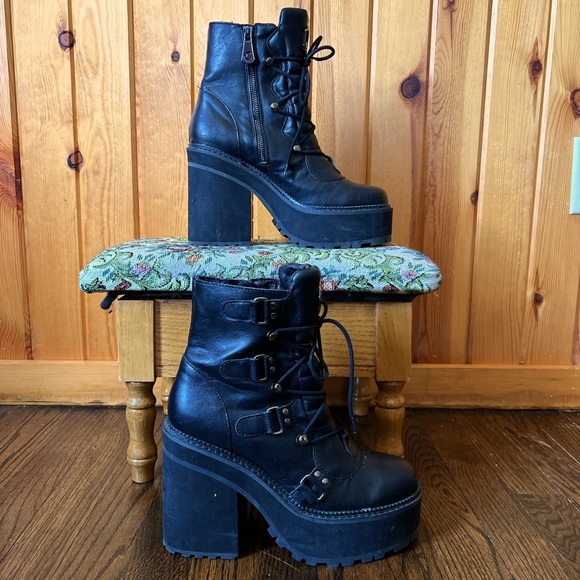 Killstar boots - Picture 1 of 4